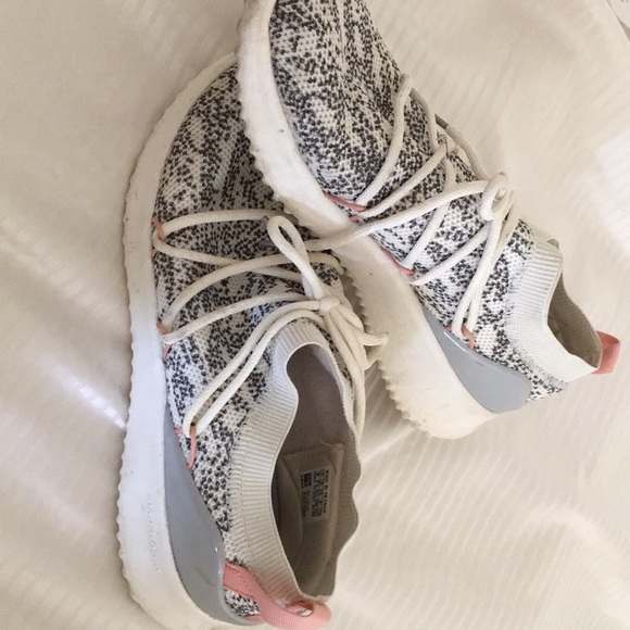 adidas cloudfoam walking shoes